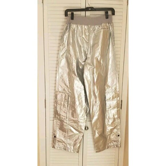 NEW FREE PEOPLE MOVEMENT MESMERIZE ME SHINE PANTS SILVER SZ SMALL - Picture 6 of 15